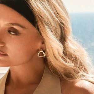 18K Gold Plated - Triangle Earrings